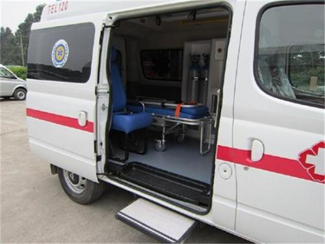 三台救护车出租服务案例7