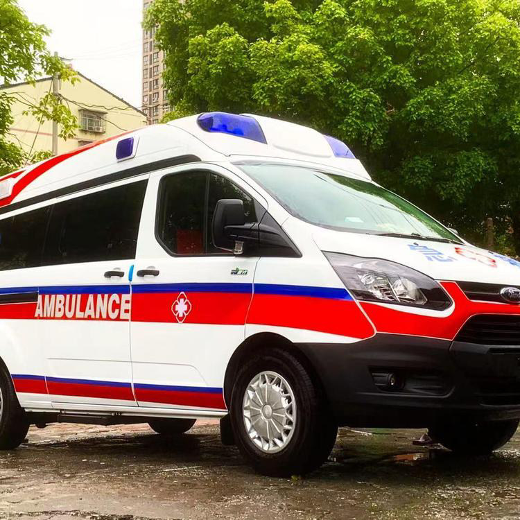 三台跨省救护车出租护送返乡